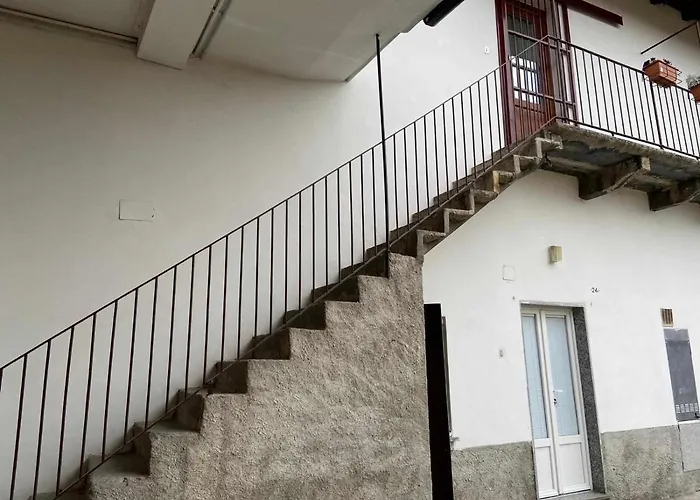 Casa Amelia Бозизио-Парини